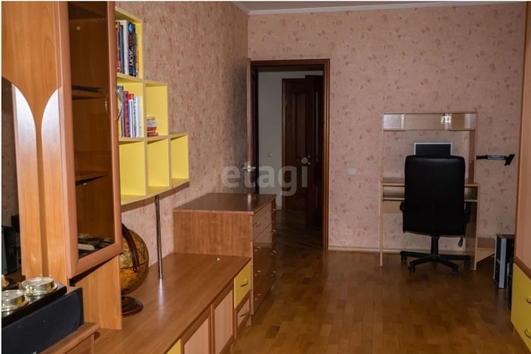 
   Продам 4-комнатную, 140 м², Мира ул, 460/3

. Фото 10.