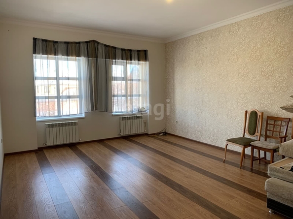 
   Продам 5-комнатную, 235.9 м², Десантников ул, 17

. Фото 1.