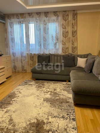 
   Продам 3-комнатную, 76 м², Ленина ул, 243

. Фото 4.