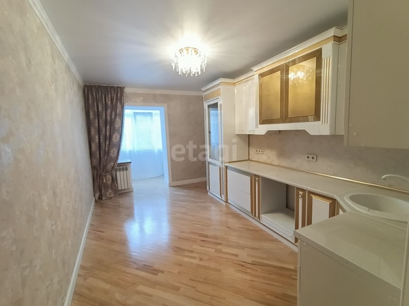 
   Продам 2-комнатную, 66 м², Л.Толстого ул, 25

. Фото 3.