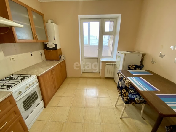 
   Продам 1-комнатную, 45 м², Мира ул, 212

. Фото 1.