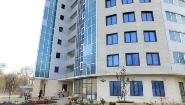
  Продается 2-комн. квартира 67 м². Фото 2.