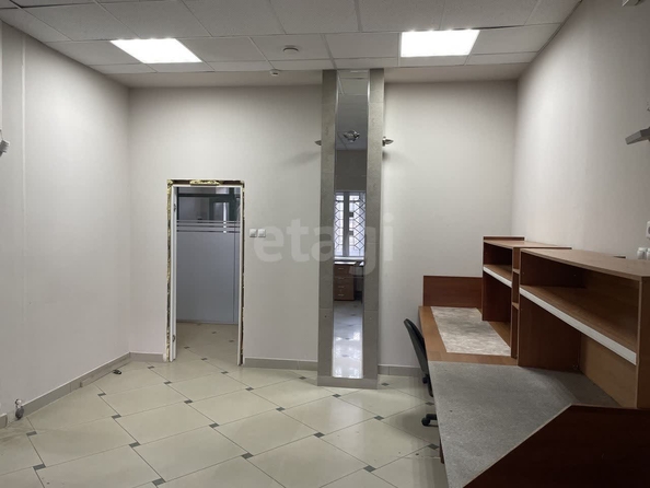 
  Продается офис 2212 м². Фото 17.