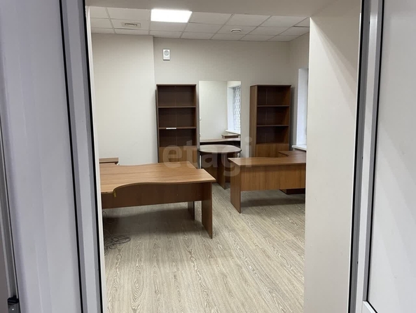 
  Продается офис 2212 м². Фото 26.