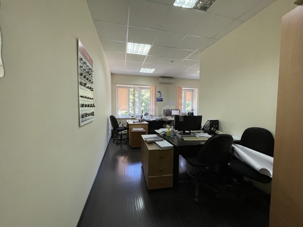 
  Продается офис 2212 м². Фото 33.