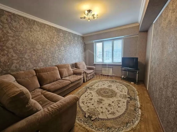 
  Сдается 1-комн. квартира 40 м². Фото 1.