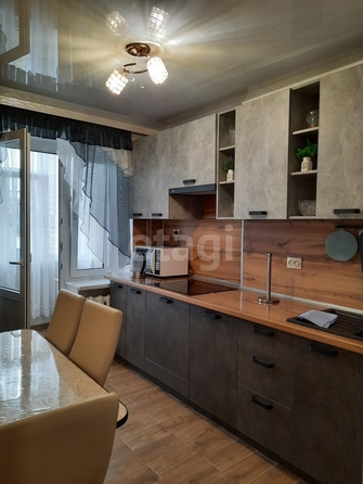 
   Продам 3-комнатную, 65 м², Ленина ул, 301

. Фото 10.