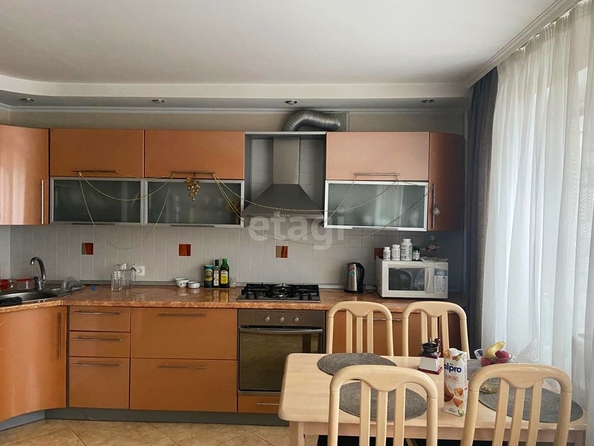 
   Продам 3-комнатную, 70 м², Тельмана ул, 238/1

. Фото 1.