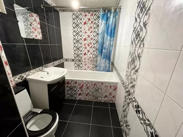
  Продается 4-комн. квартира 60 м². Фото 7.