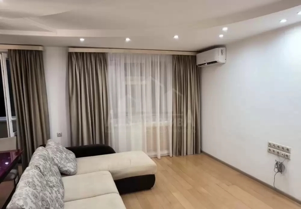 
  Продается 2-комн. квартира 70 м². Фото 3.