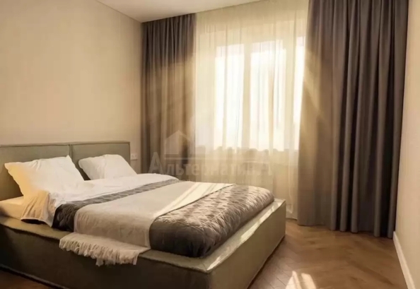 
  Продается 2-комн. квартира 80 м². Фото 1.