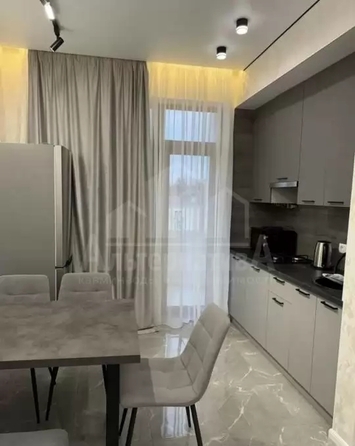 
  Сдается 2-комн. квартира 80 м². Фото 1.