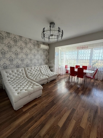 
  Продается 3-комн. квартира 118.7 м². Фото 1.