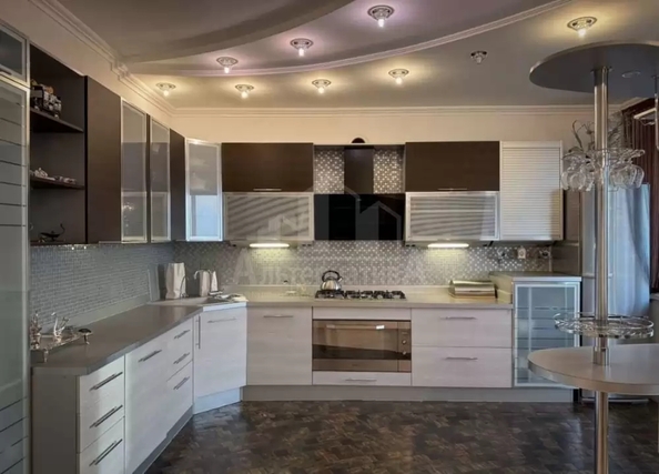 
  Продается 3-комн. квартира 200 м². Фото 11.