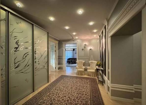 
  Продается 3-комн. квартира 200 м². Фото 20.