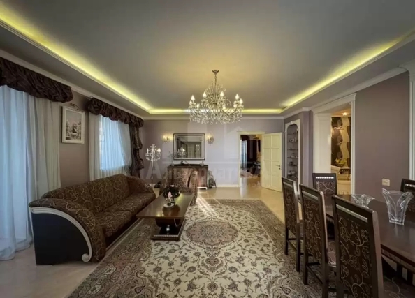
  Продается 3-комн. квартира 200 м². Фото 26.