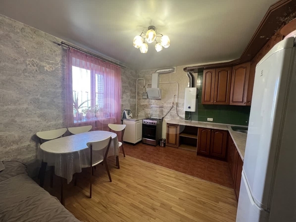 
  Продается 4-комн. квартира 132 м². Фото 1.