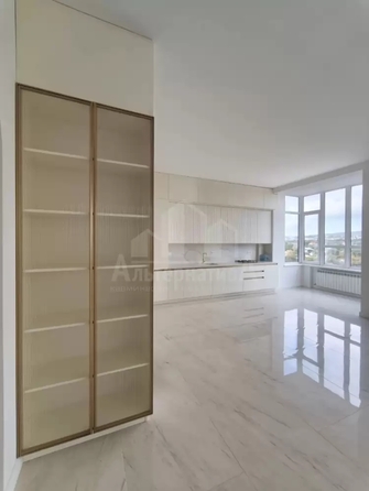 
  Продается 3-комн. квартира 198.2 м². Фото 2.