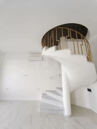 
  Продается 3-комн. квартира 198.2 м². Фото 8.