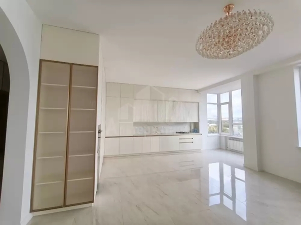 
  Продается 3-комн. квартира 198.2 м². Фото 10.