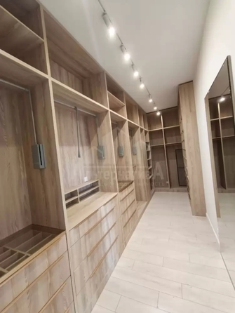 
  Продается 3-комн. квартира 198.2 м². Фото 24.