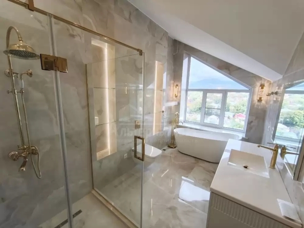 
  Продается 3-комн. квартира 198.2 м². Фото 30.