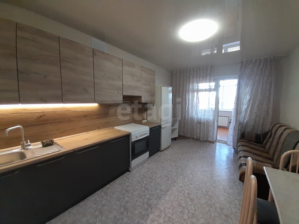 
  Сдается 1-комн. квартира 63 м². Фото 3.