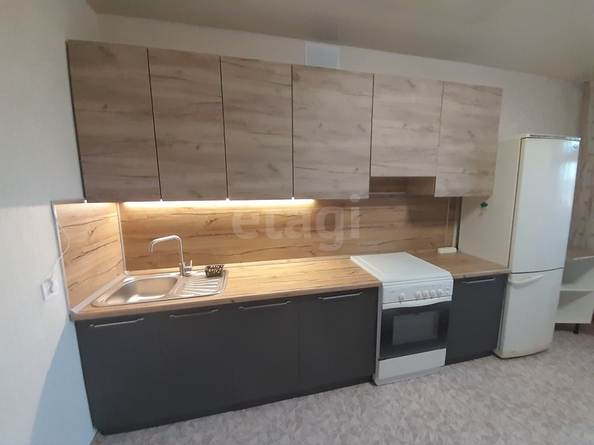 
  Сдается 1-комн. квартира 63 м². Фото 10.