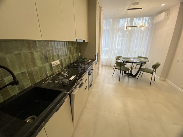 
  Продается 2-комн. квартира 60 м², в ЖК Высота, литер 2.1. Фото 3.
