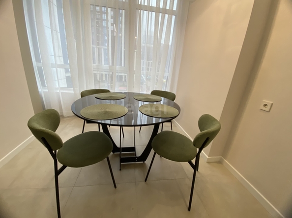 
  Продается 2-комн. квартира 60 м², в ЖК Высота, литер 2.1. Фото 5.