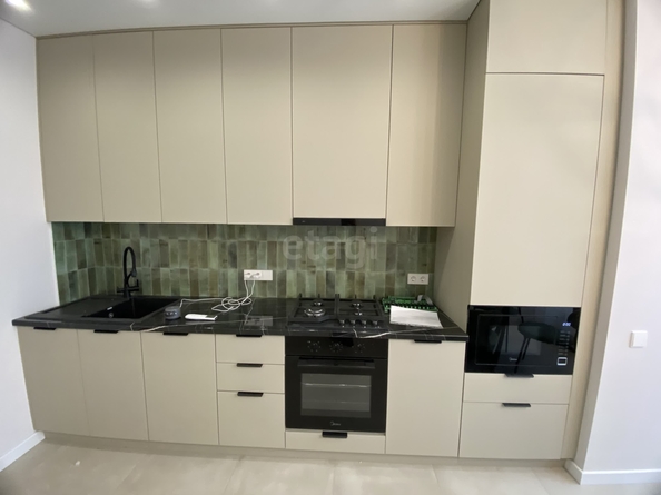 
  Продается 2-комн. квартира 60 м², в ЖК Высота, литер 2.1. Фото 8.