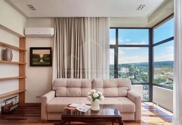 
  Продается 2-комн. квартира 81 м². Фото 2.