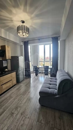 
  Сдается 1-комн. квартира 50 м². Фото 1.
