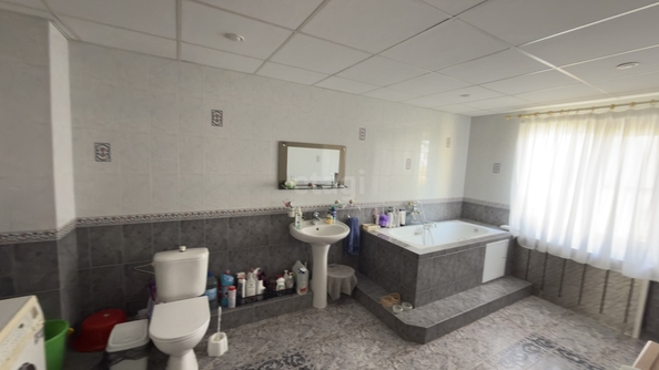 
  Продается 4-комн. квартира 138.3 м². Фото 16.