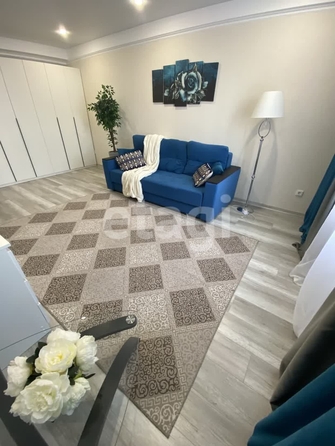 
  Сдается 1-комн. квартира 43.5 м². Фото 1.