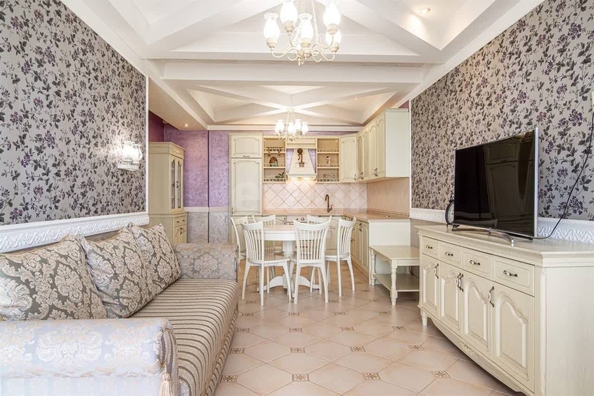 
  Продается 2-комн. квартира 73 м². Фото 1.