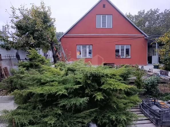 
  Продается дом 200 м². Фото 1.