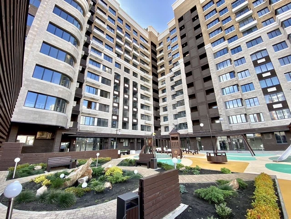 
  Продается 3-комн. квартира 101.7 м². Фото 1.