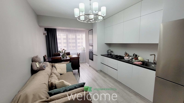 
  Продается 2-комн. квартира 75 м². Фото 1.