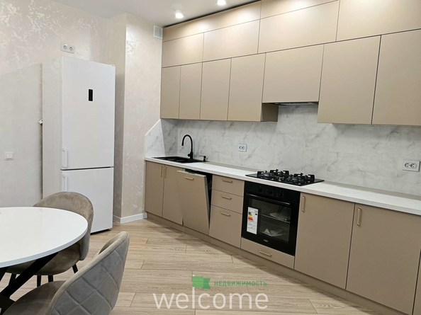 
  Продается 2-комн. квартира 64.3 м², в ЖК Высота, литер 4.1. Фото 10.