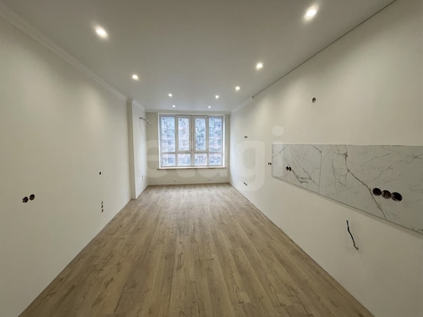 
  Продается 2-комн. квартира 71 м². Фото 1.