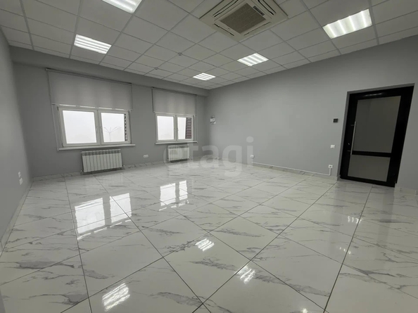
  Сдается офис 34.8 м². Фото 1.