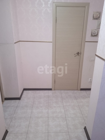 
   Продам 1-комнатную, 34 м², Полеводческая ул, 1/12

. Фото 3.