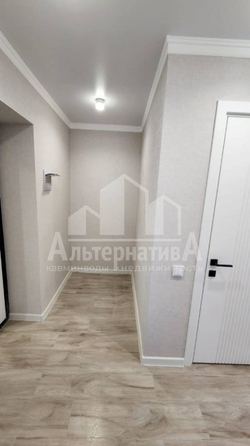 
   Продам 1-комнатную, 37 м², Андрея Губина ул

. Фото 9.