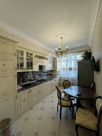 
   Продам 2-комнатную, 85.7 м², Краснофлотский пер

. Фото 2.