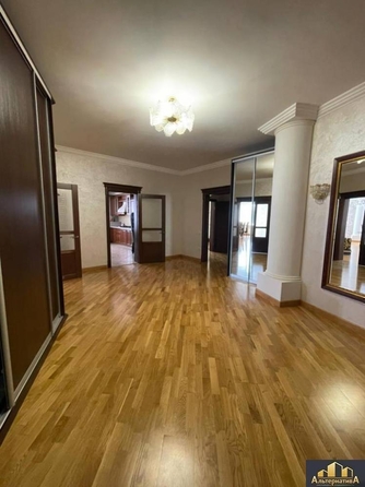 
   Продам 3-комнатную, 180 м², Островского ул

. Фото 11.