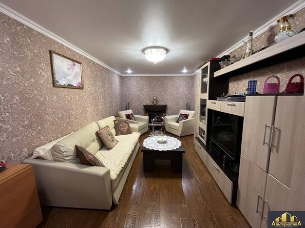 
  Продается 2-комн. квартира, 61 м², Школьный пер
. Фото 2.