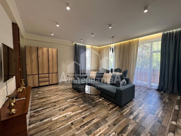 
  Продается 2-комн. квартира, 83.3 м², Парковая ул
. Фото 2.