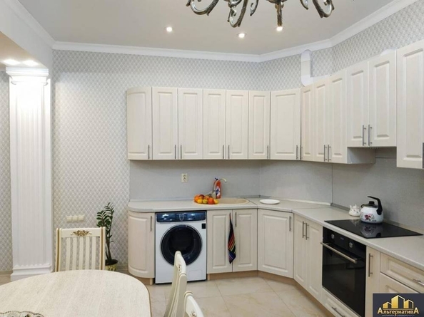 
  Продается 3-комн. квартира, 119 м², Октябрьская ул
. Фото 4.