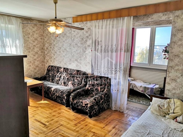 
   Продам 1-комнатную, 47 м², Осипенко ул

. Фото 2.